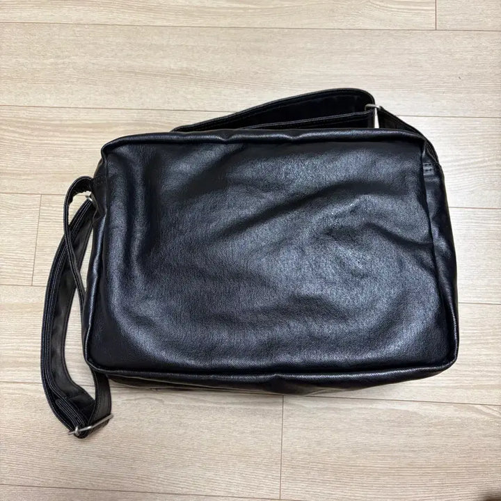 [BUNJANG] Porter-Yoshida Freestyle Shoulder Bag L Black / 요시다포터 porter 프리스타일 숄더백 L 블랙