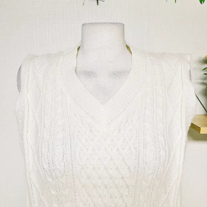[BUNJANG] Slit Cable Knit Vest - Cream / 슬릿 케이블니트 베스트 55 66 브이넥 조끼 크림