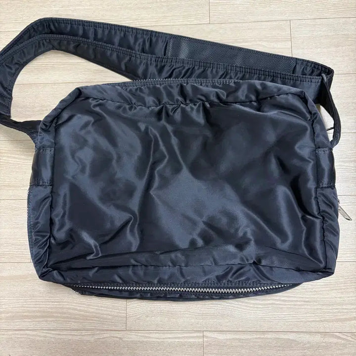 [BUNJANG] Porter Yoshida Shoulder Bag XL / 요시다포터 porter 숄더백 XL 서류가방 노트북가방
