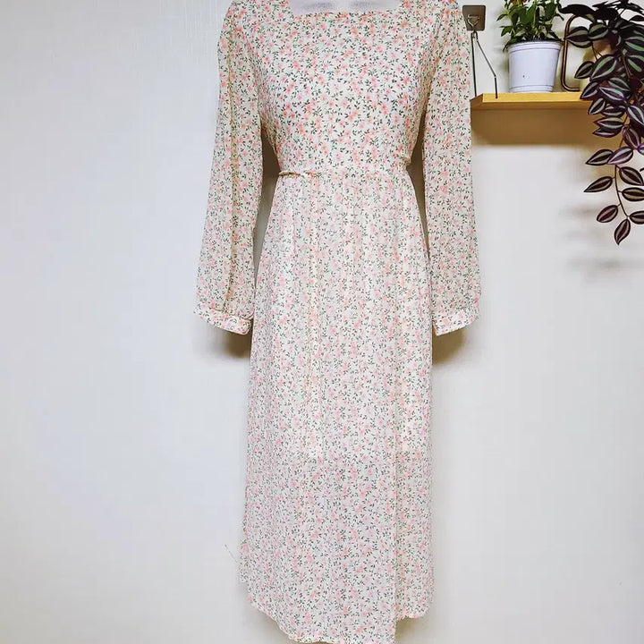 [BUNJANG] Hotping Floral Print Belted Long Dress Pink / 핫핑 잔꽃 허리끈 롱원피스 66 77 핑크
