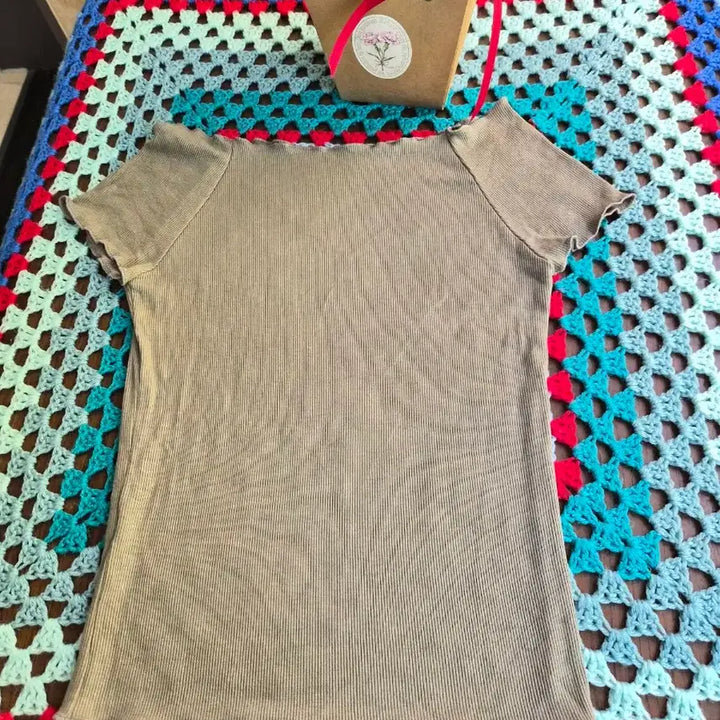 [BUNJANG] Sheryl Off-Shoulder Knit Shirt / 셔릴 오프 숄더 / 니트 셔츠