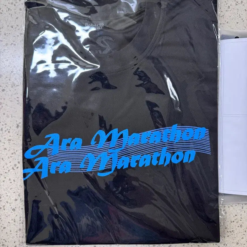 [BUNJANG] 2026 Incheon Athletics Federation Arabaetgil Marathon Commemorative T-shirt &amp; Running Bag Bundle (110 Size) / 2026 인천육상연맹 아라뱃길 마라톤 기념티110사이즈&amp;러닝가방  미개봉