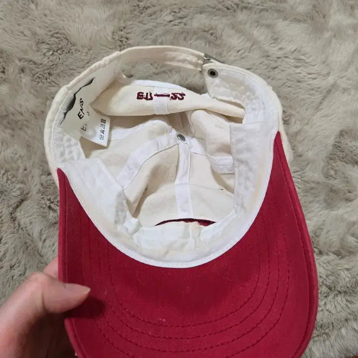 [BUNJANG] Emis Ball Cap White/Red / emis 이미스 볼캡 화이트/레드
