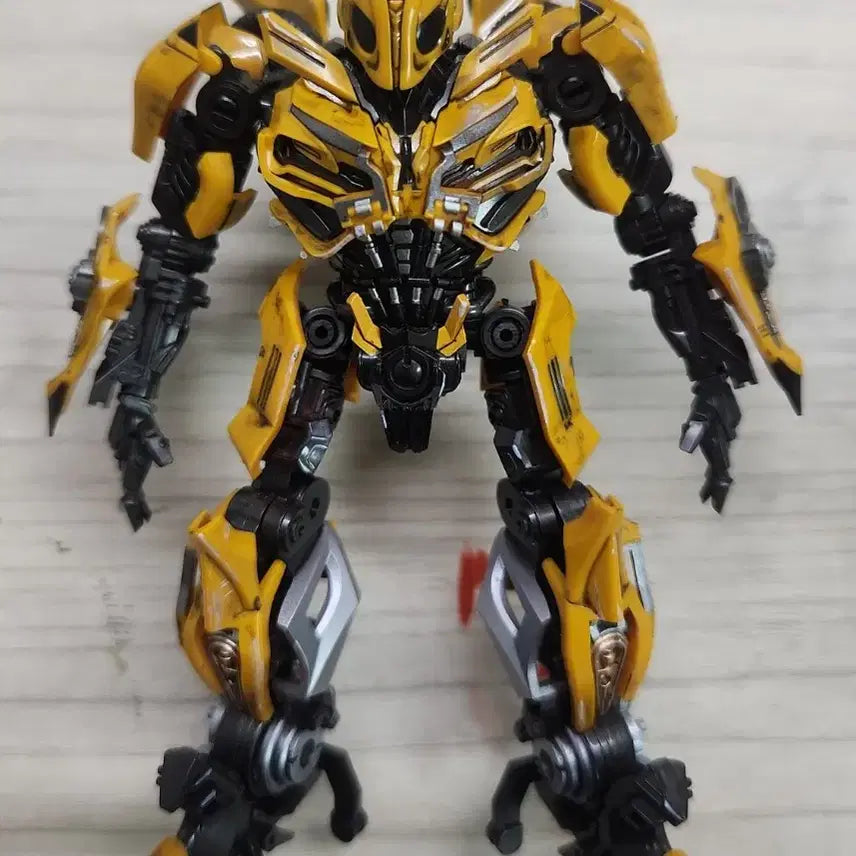 [BUNJANG] Transformers Trumpeter Bumblebee Repainted / 트랜스포머 트럼페터 범블비 리페인트