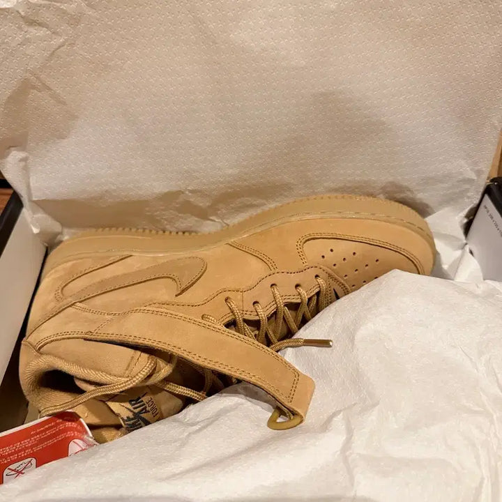 [BUNJANG] Nike Air Force 1 Mid Flax &amp; Outdoor Green 270 / 나이키 에어포스 1 미드 플랙스 앤 아웃도어 그린 270 새상품