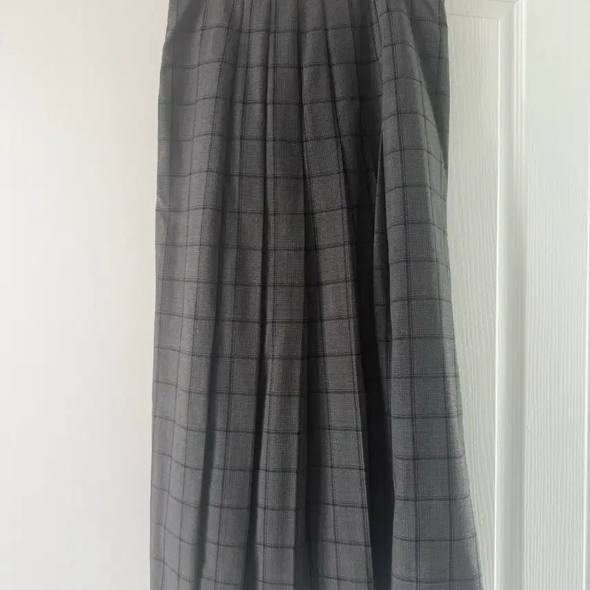 [BUNJANG] Lucky Chouette Check Pattern Long Skirt / 럭키슈에뜨 체크 스커트