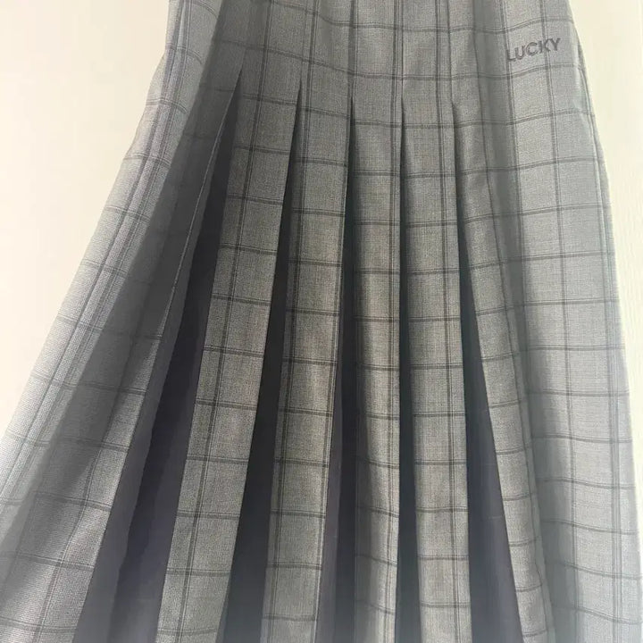 [BUNJANG] Lucky Chouette Check Pattern Long Skirt / 럭키슈에뜨 체크 스커트