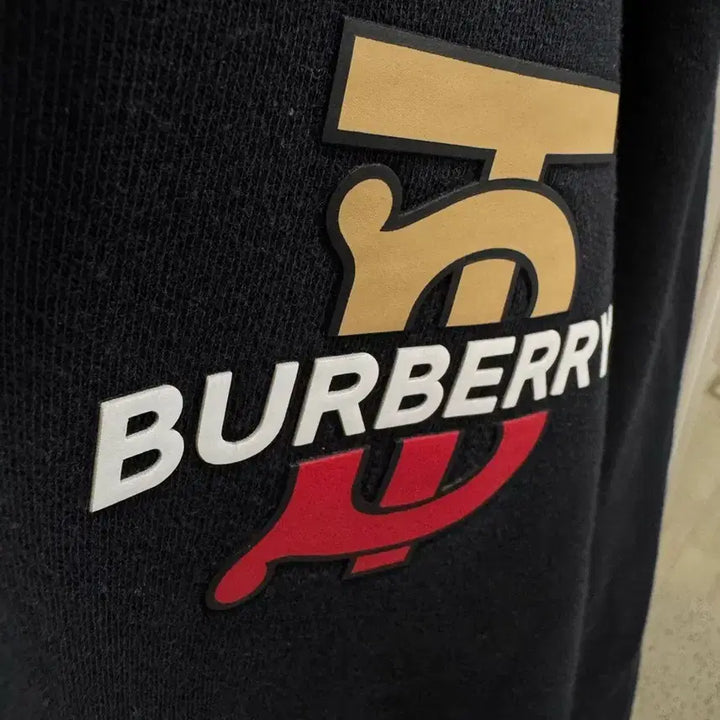 [BUNJANG] Burberry Black Logo Hooded Zip-Up L / (정품)버버리 블랙 로고 후드집업 L100