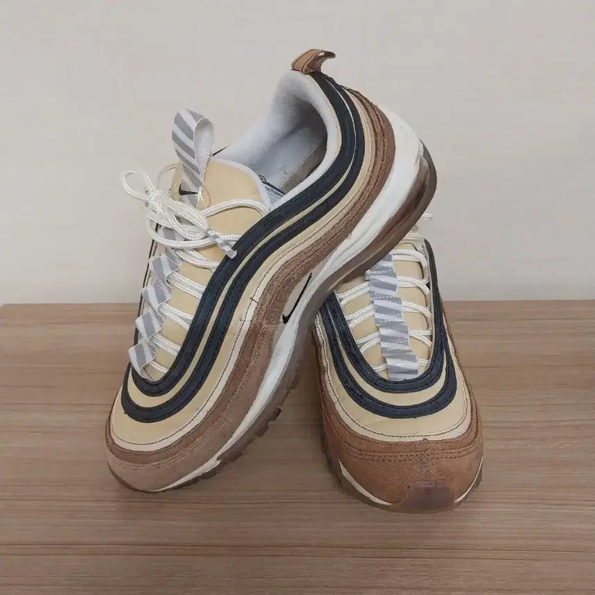 [BUNJANG] Nike Air Max 97 Unboxed Brown Black Sneakers (260) / 남성 나이키 에어맥스 97 언박시드 브라운블랙 운동화 (260)