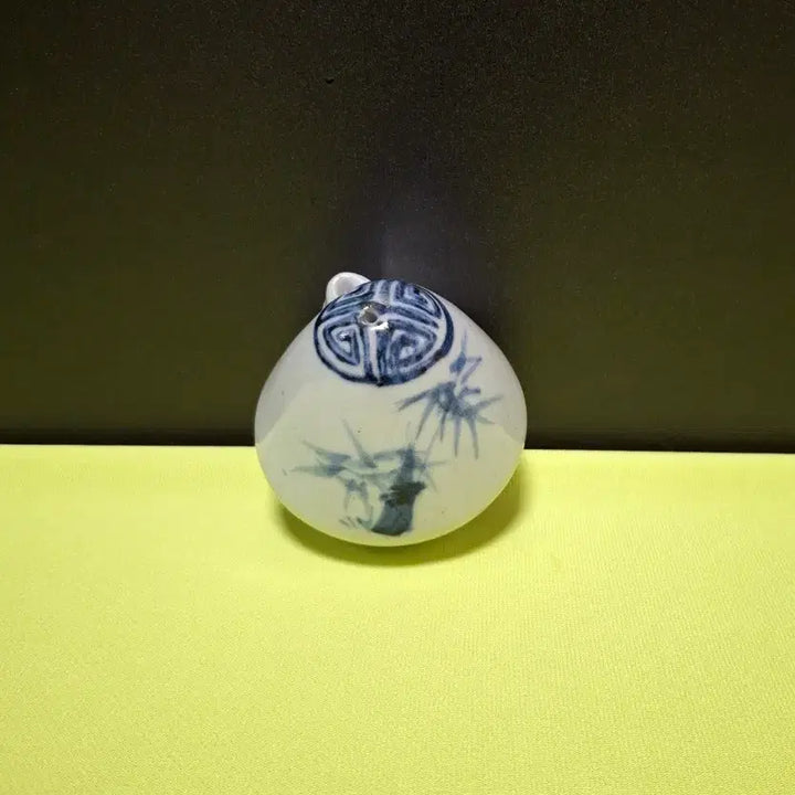 [BUNJANG] Kim Pal Yong Celadon Inkstone / 석광:김팔용 신비하게 생긴 연직 (도자기)