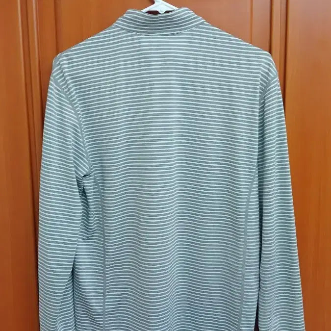 [BUNJANG] Kolon Sport Striped Half-Zip T-Shirt Size 95 / 코오롱스포츠 스트라이프 반집업 티셔츠 95