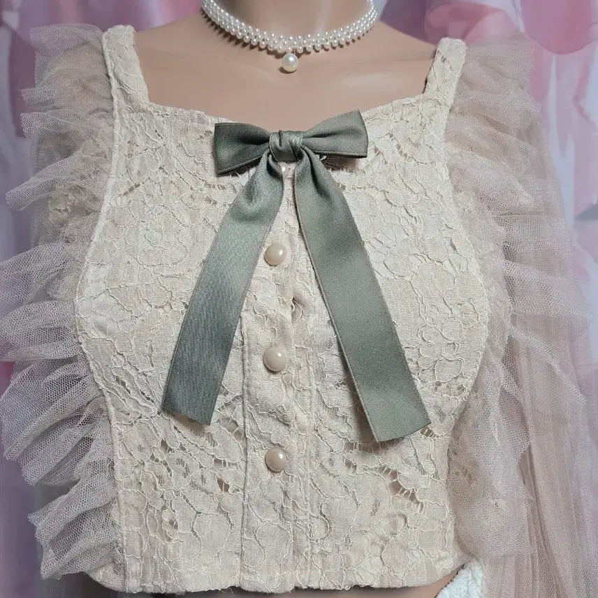 [BUNJANG] GRL Fairy Romantic Cropped Blouse / GRL 페어리 로맨틱 크롭 블라우스