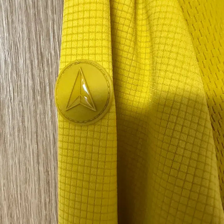 [BUNJANG] Kolon Sport Zip-Up Functional T-Shirt (Fits Size 95) / 코오롱 스포츠 집업 기능성 티셔츠 (실사이즈 95)