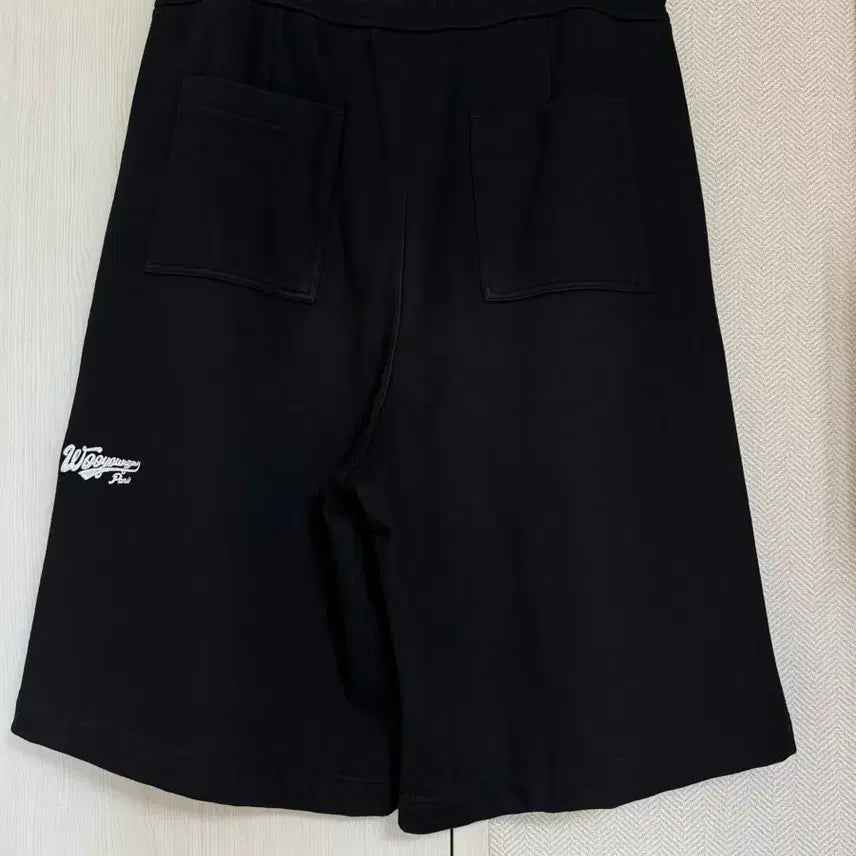 [BUNJANG] Wooyoungmi 25FW Single-Pleat Bermuda Pants Black / (50) 25fw 우영미 원턱 버뮤다 팬츠 블랙