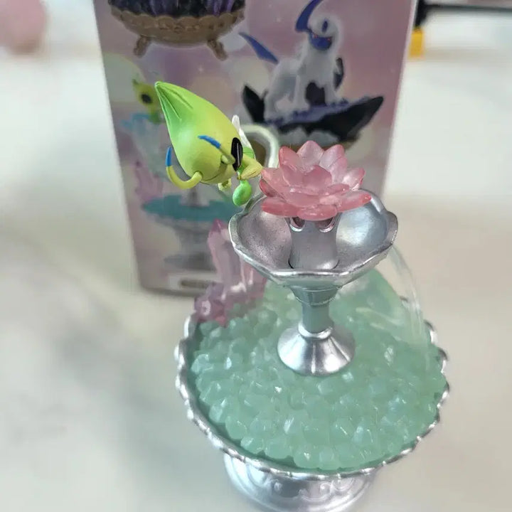 [BUNJANG] Pokemon Gemstone Collection Celebi Figure / 포켓몬 젬스톤 컬렉션 피규어 세레비