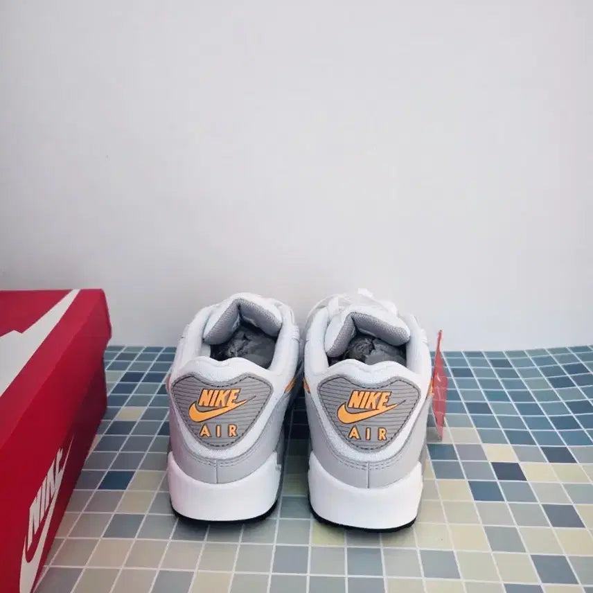 [BUNJANG] Nike Air Max 90 Sneakers (White/Black Logo) / 나이키 운동화 260 (맥스90 새상품)