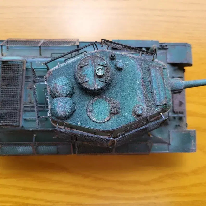 [BUNJANG] T-34 Tank Model Kit 1/35 Scale / T-34 탱크 모형 R238