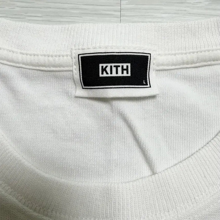 [BUNJANG] Kith Quinn Tee White / [L] Kith Quinn Tee white (새상품)