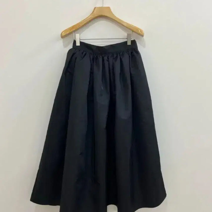 [BUNJANG] PRADA Flare Long Skirt - Size S / 럭셜 프라 플레어 롱 스커트 S사이즈