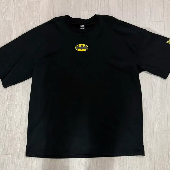 [BUNJANG] New Era Warner Bros. 100th Anniversary Batman T-Shirt Black XL / [XL] 뉴에라 워너브라더스 100주년 배트맨 티셔츠 블랙