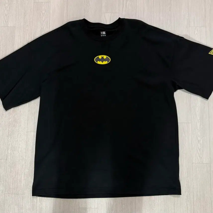 [BUNJANG] New Era Warner Bros. 100th Anniversary Batman T-Shirt Black XL / [XL] 뉴에라 워너브라더스 100주년 배트맨 티셔츠 블랙