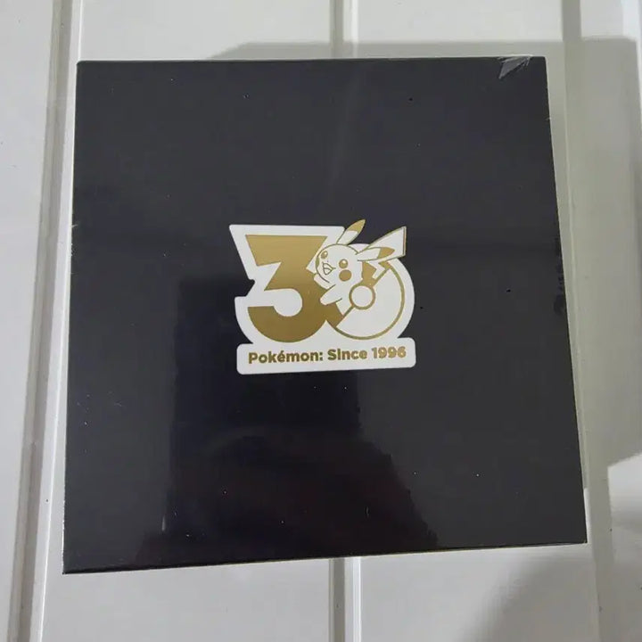 [BUNJANG] Pokemon 30th Anniversary Limited Edition April Badge (Sealed) / 4월 한정판 포켓몬 30주년 기념 뱃지 미개봉