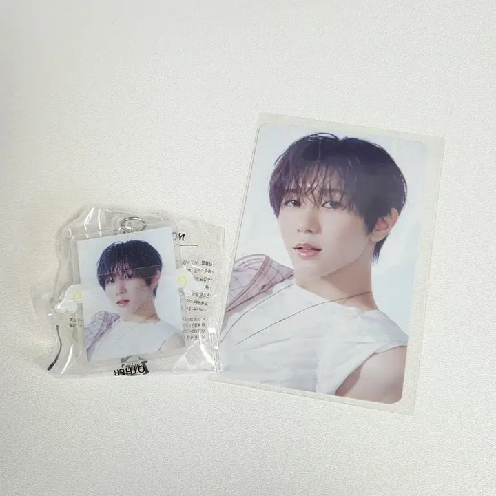 [BUNJANG] NCT WISH Seo Youngho Photocard &amp; Keychain Bundle / 엔시티위시 세븐일레븐 에로스 료 키링 료 포카 교환x