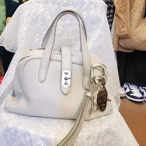 [BUNJANG] Vunque Bonk Tote Bag Ivory / vunque 봉크 토트백 아이보리