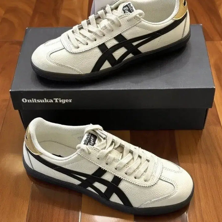 [BUNJANG] Onitsuka Tiger 1183B938-100 Running Shoes / [정품] 오니츠카타이거 1183B938-100 런닝화