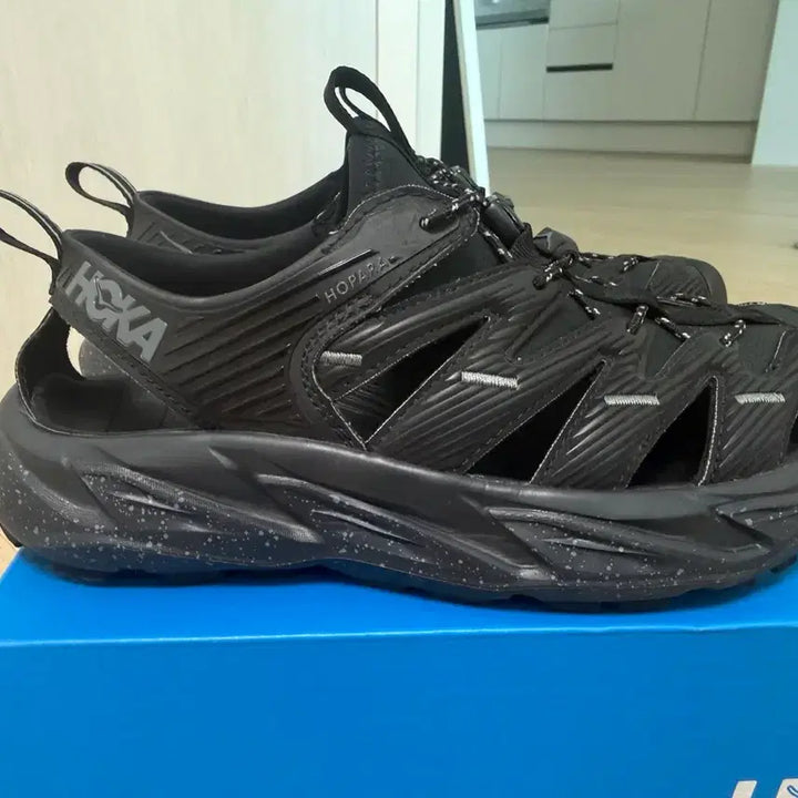 [BUNJANG] Hoka Hopara Black Castle Rock 250 / 호카 호파라1 블랙 캐슬락 250