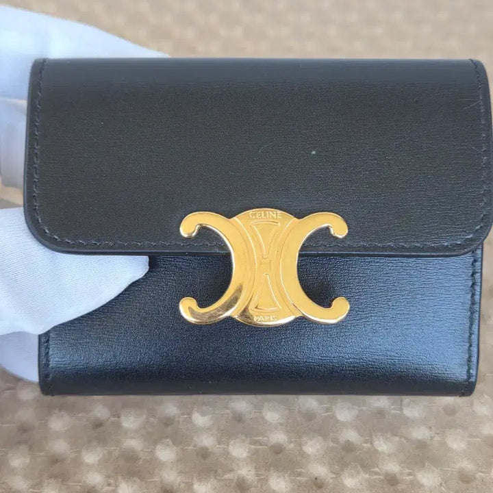 [BUNJANG] Celine Triomphe Compact Wallet with Coin Shiny Calfskin Black / CELINE[정품S급/풀구성] 셀린느 트리옹프 컴팩트 지갑 블랙