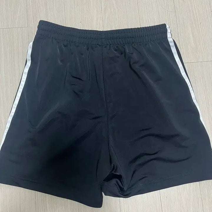 [BUNJANG] Adidas Three-Stripes Short Pants / 아디다스 삼선 숏팬츠 팝니다