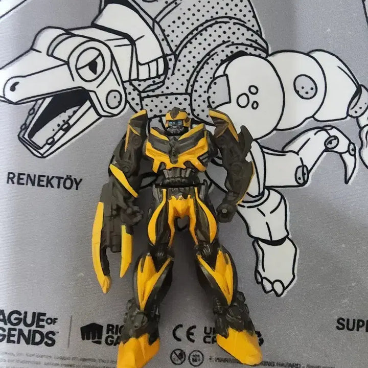 [BUNJANG] Transformers Bumblebee Figure / 트랜스포머 범블비 피규어