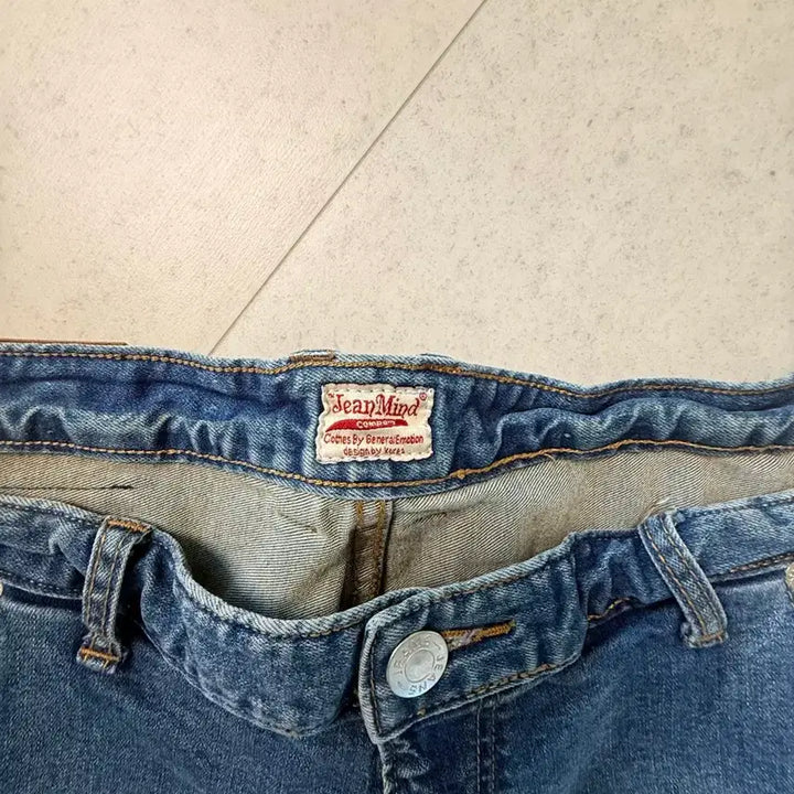 [BUNJANG] Distressed Wash Denim Jeans / 데미지 워싱 데님 청바지