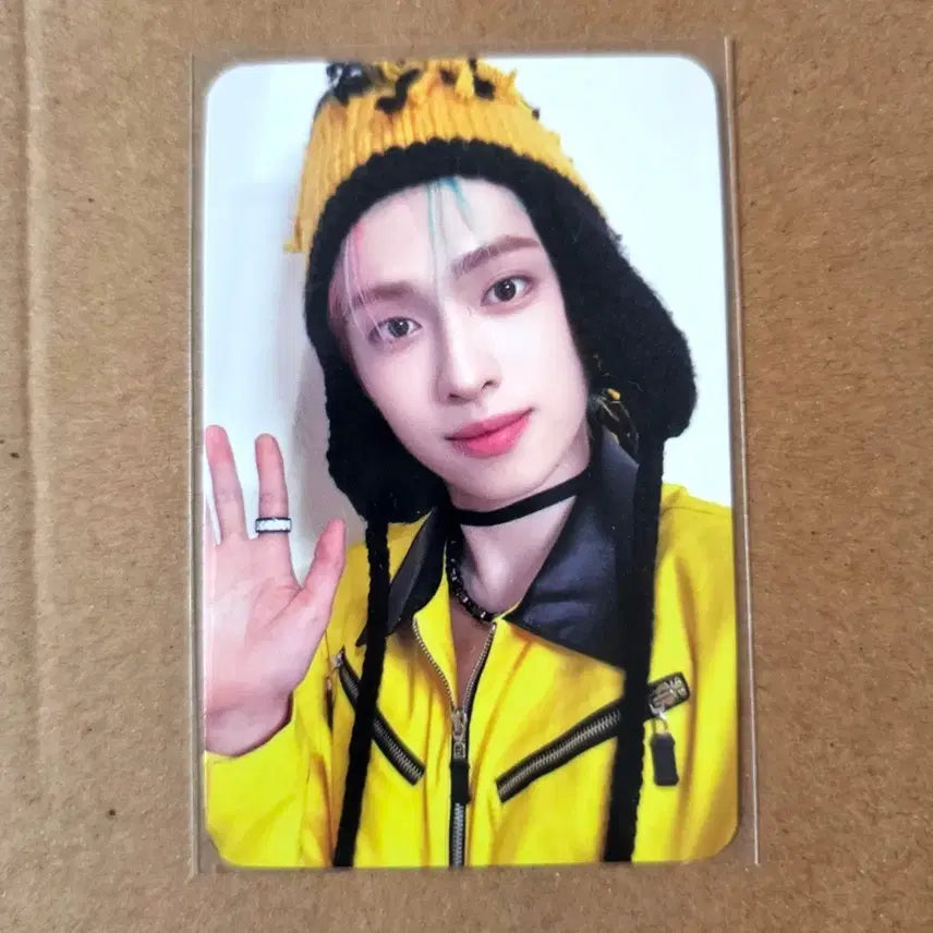 [BUNJANG] Xdinary Heroes Hello World Gaon MyMusicTaste Photocard / 엑스디너리히어로즈 Hello World 가온 마이뮤직테이스트