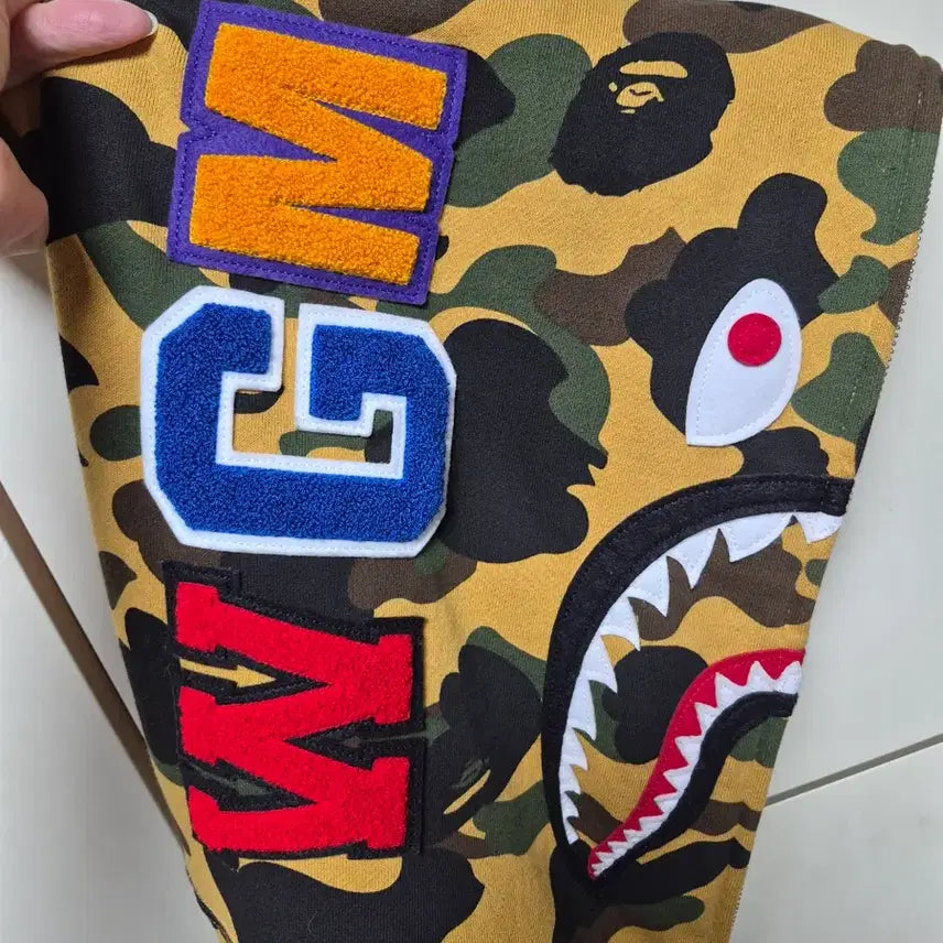 [BUNJANG] BAPE Shark Hoodie / 정품) 베이프 샤크 후드집업