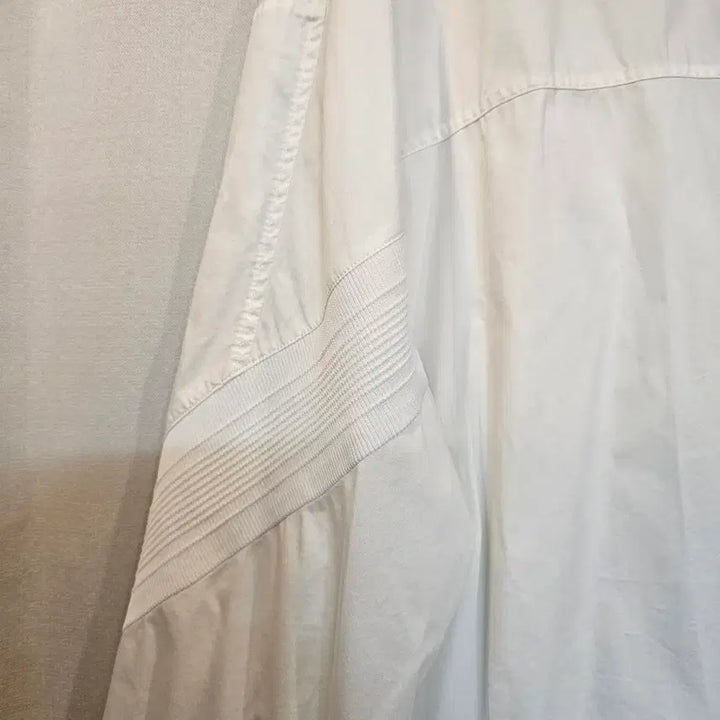 [BUNJANG] SYSTEM homme White Shirt Back Taping Detail / [SYSTEM homme] 시스템 옴므 백 테이핑 디테일 화이트 셔츠
