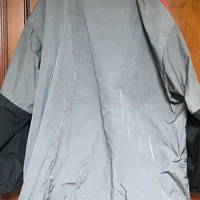 [BUNJANG] Balenciaga Poplin Windbreaker Jacket / 발렌시아가 포플린 윈드브레이커 48(110)