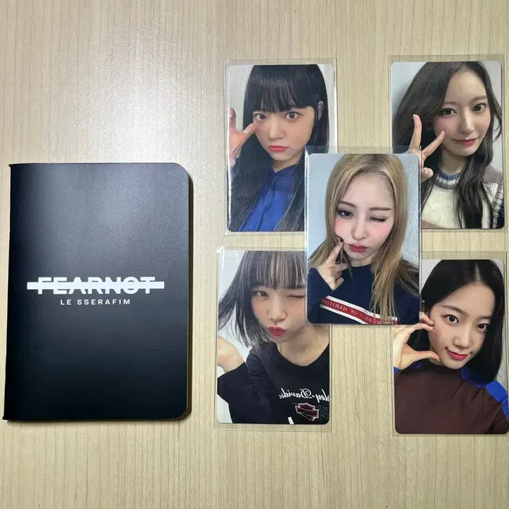 [BUNJANG] LE SSERAFIM FEARNY 1st Generation Photocard Set &amp; Mini Notebook / 르세라핌 피어나1기 포토카드세트&amp;미니수첩