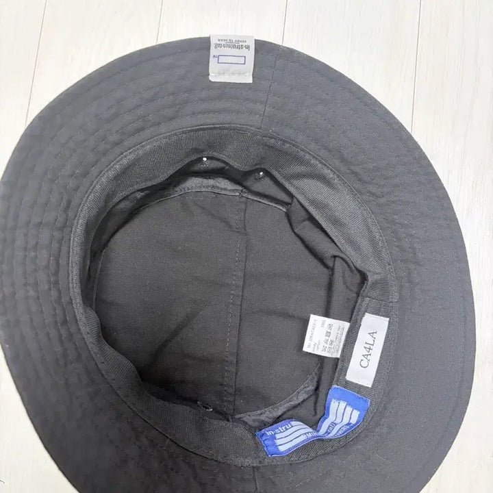[BUNJANG] Mihara Yasuhiro Bucket Hat / 미하라야스히로 버킷햇