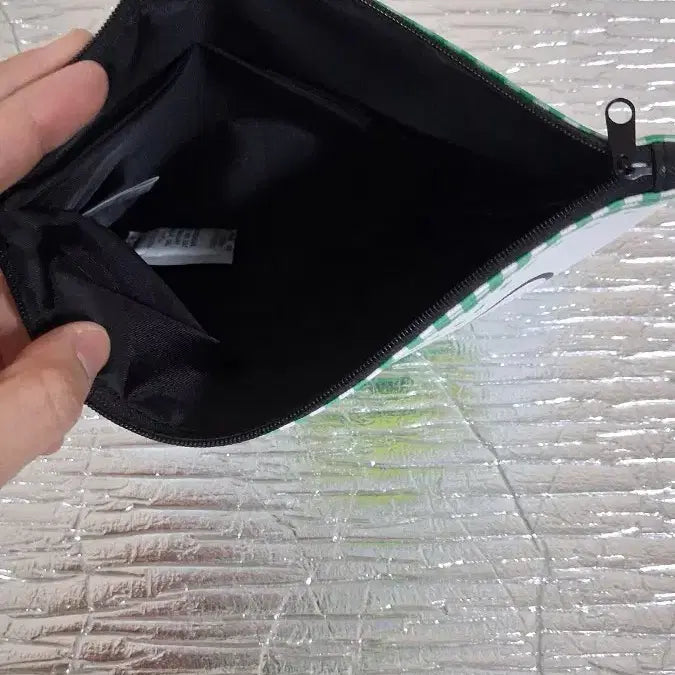 [BUNJANG] Kerokero Keroppi Large Pouch Bag / 케로케로케로피 파우치 가방(사이즈큼)