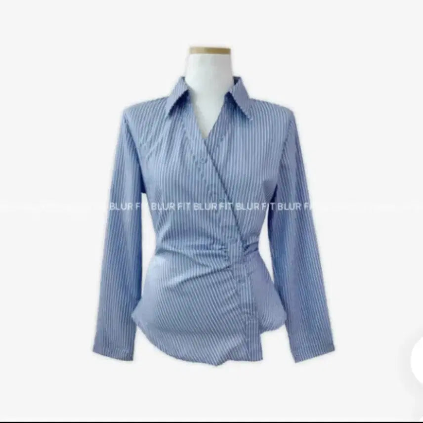 [BUNJANG] Stripe V-Neck Diagonal Button Preppy Look Shirt / 스트라이프 브이넥 사선 단추 프레피룩 셔츠