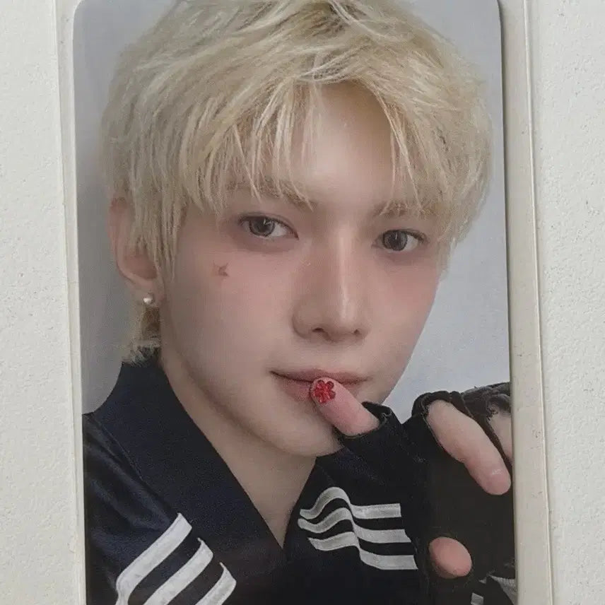 [BUNJANG] ANITEEZ Yeosang Color In Pop Up Sticker Photocard / 에이티즈 애니티즈 팝업 스티커 여상포카