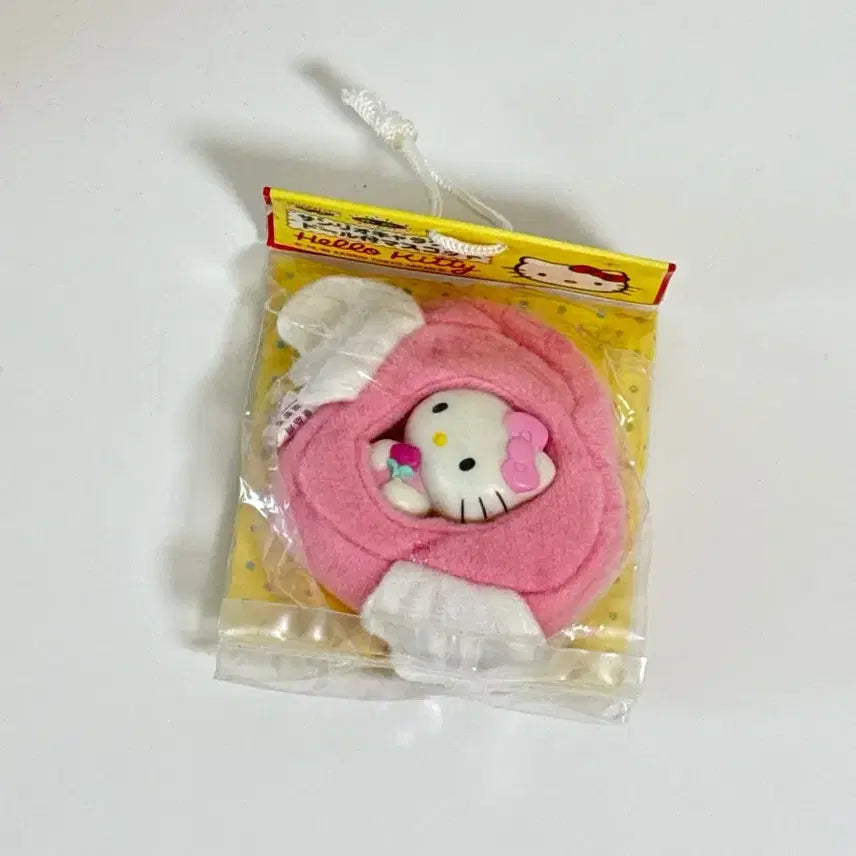 [BUNJANG] Vintage Sanrio Kitty Mascot in Heart / 고전 산리오 하트안에 쏘옥 키티