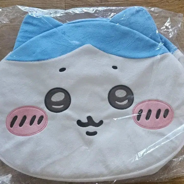 [BUNJANG] Chiikawa Hachiware Boston Bag Carry-On Bag / 먼작귀 치이카와 하치와레 보스턴백 캐리어가방