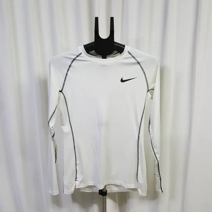 [BUNJANG] Nike Pro Tight Fit Performance T-Shirt Size 105 / 나이키 프로 타이트핏 기능성티 105 오일장