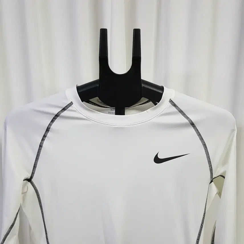 [BUNJANG] Nike Pro Tight Fit Performance T-Shirt Size 105 / 나이키 프로 타이트핏 기능성티 105 오일장