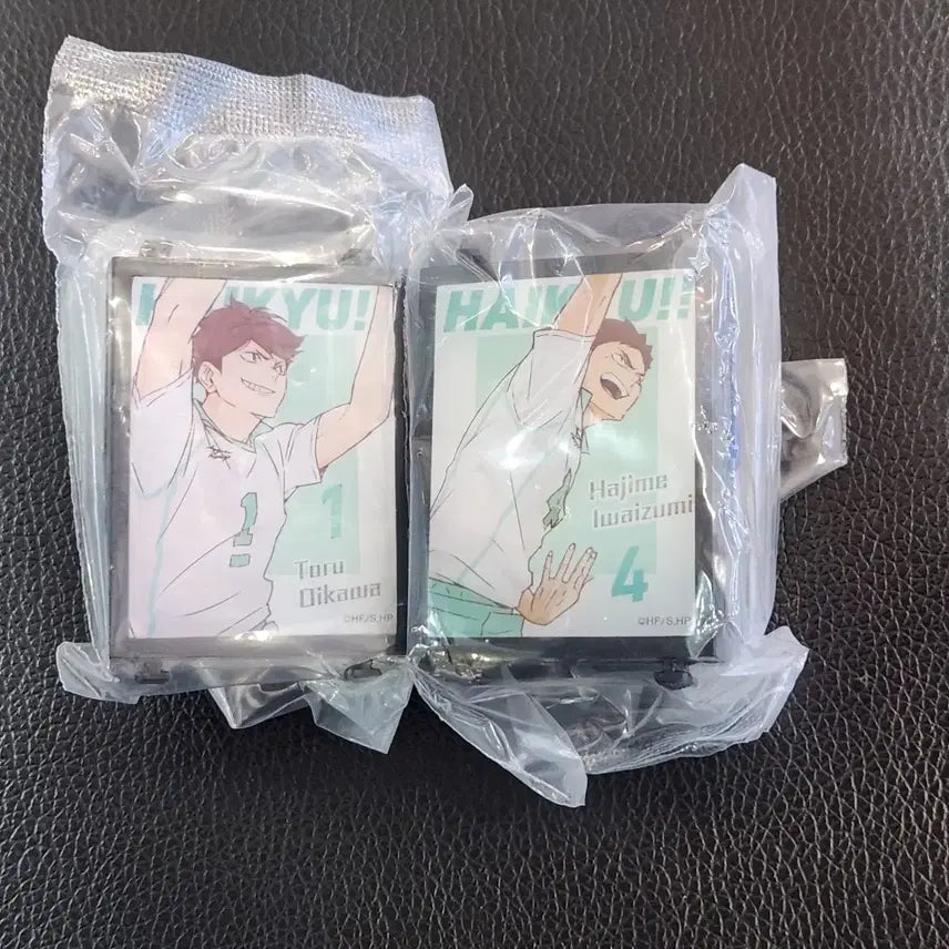 [BUNJANG] Haikyuu!! Light Up Gacha Oikawa &amp; Iwaizumi Set (Sealed) / 하이큐 라이트업 가챠