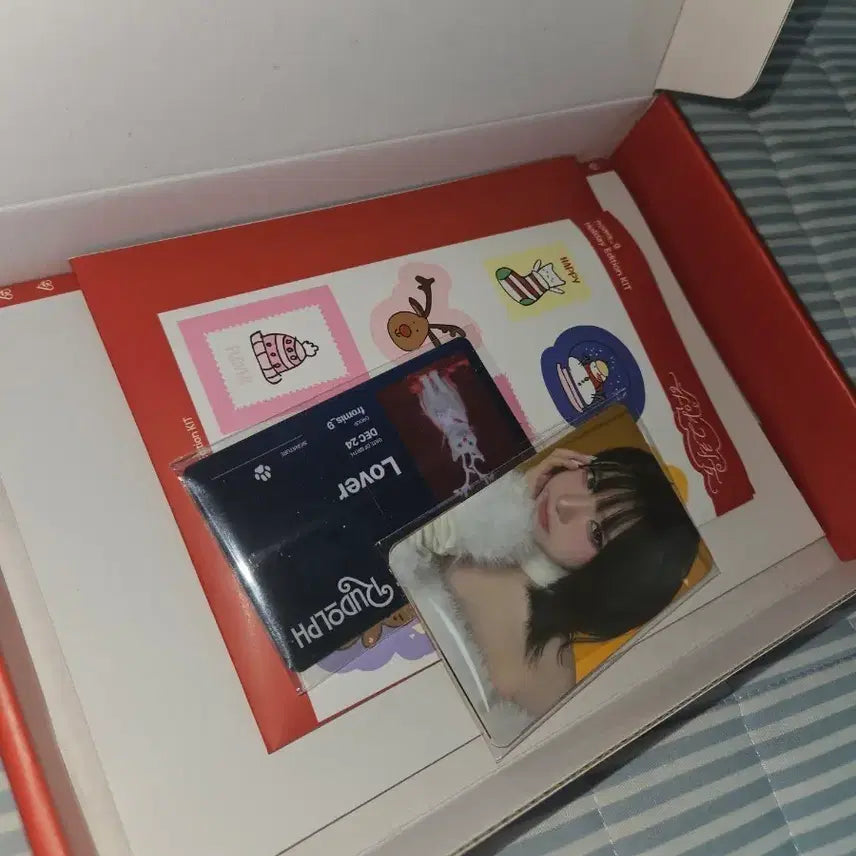 [BUNJANG] fromis_9 Holiday Edition Kit (ID Card Excluded) / 프로미스나인 홀리데이 키트 / 멤버 ID카드 미포함