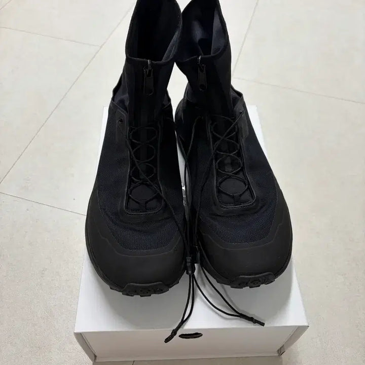 [BUNJANG] Descente Shift Trail Shoes Black / [280] 유스 데상트 시프트 트레일 블랙